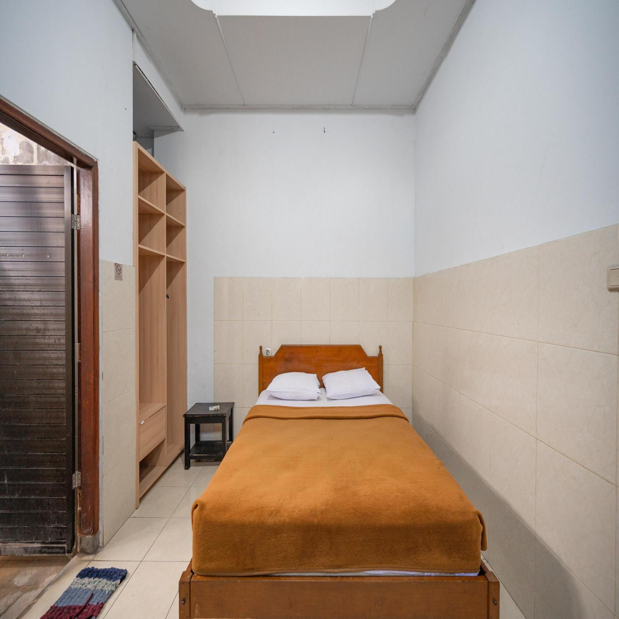Hotel Dewata Indah Denpasar Mitra Reddoorz מראה חיצוני תמונה